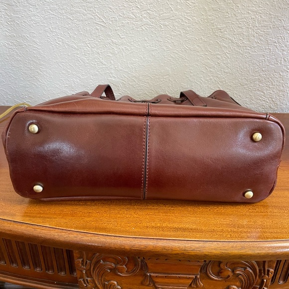 Gently used great leather bag from Patricia Nash collection. - Picture 6 of 6